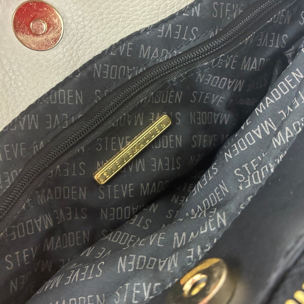 Steve Madden Cream Black Embossed Logo Satchel Bag Double Handles - Picture 10 of 12